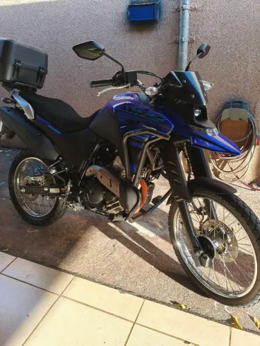 Vendo Moto Lander 250