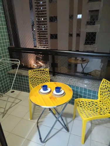 Apartamento para aluguel tem 55 metros quadrados com 2 quartos em Boa Viagem - Recife - PE