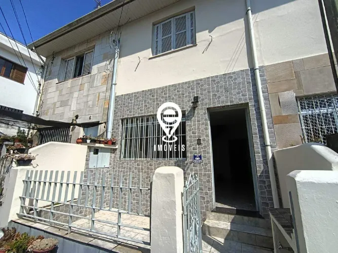 CASA DE VILA 2 QUARTOS , 1 VAGA - SAÚDE
