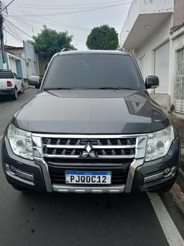 Mitsubishi Pajero HPE Full 3.2 4X4 T.i.dies. 5P AUT 2016