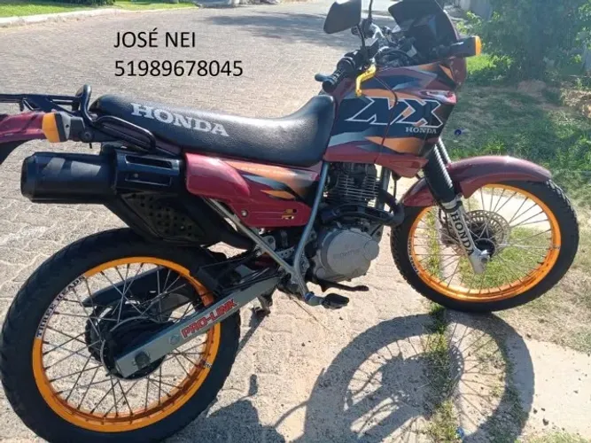 Honda NX 200 Restaurada