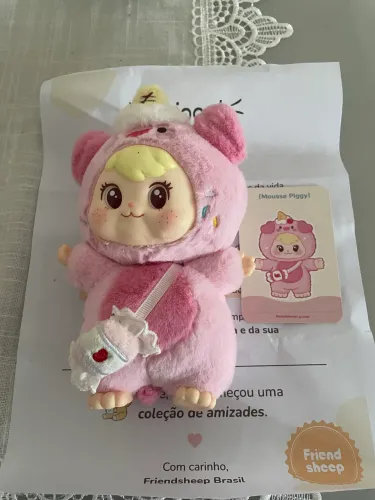 Chaveiro Friendsheep x AJIOO Porquinho Rosa Original com Tag e Cartão