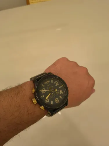 ? Relógio Nixon 51-30 Chrono Preto<br>Relógio Nixon 51-30 Chrono Preto/Dourado Originarell