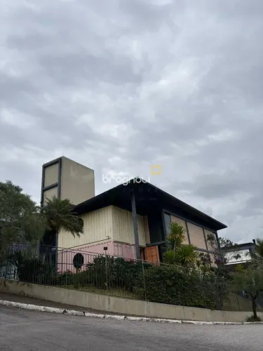 Prédio comercial no bairro João Paulo/Florianópolis