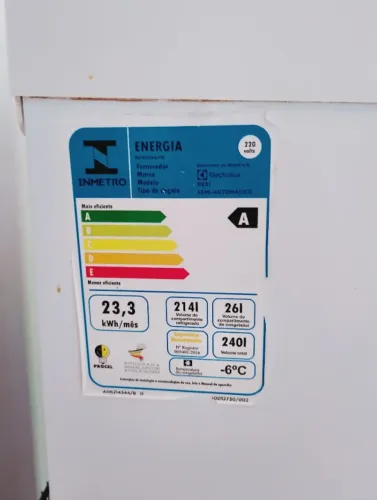 Geladeira Electrolux RE31 240L 1 porta 220V - Selo A - Funcionando 100%