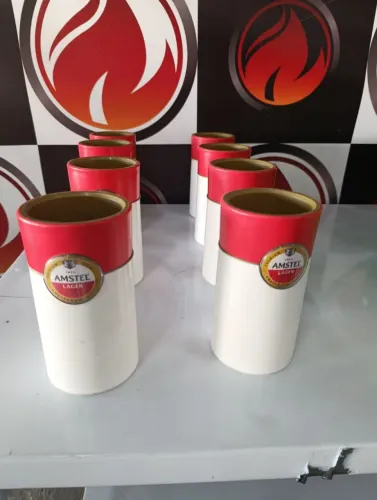 cervegelas (ou porta-garrafas térmicos) personalizados da marca Amstel. Tenho 8 unidades