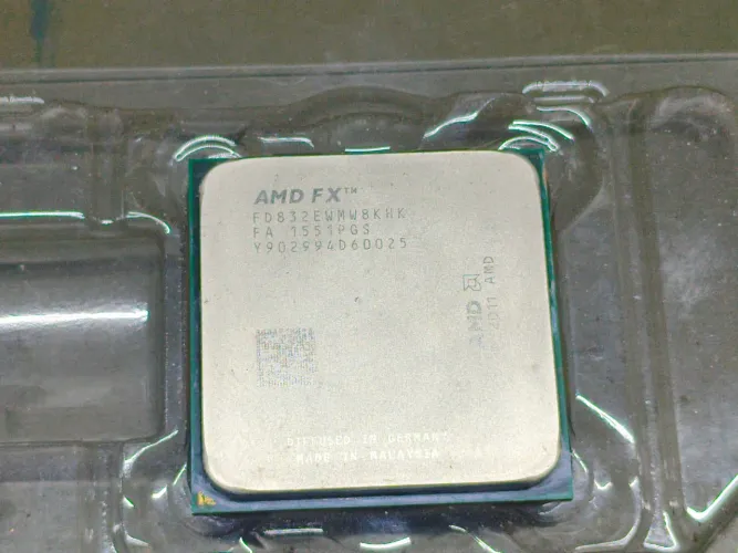 Processador Amd Fx-8320e Black Edition 3.2ghz Am3+