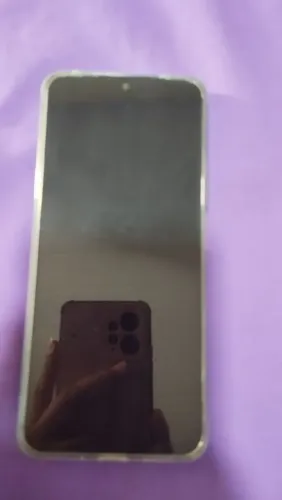 Celular 14C - 256GB R$600