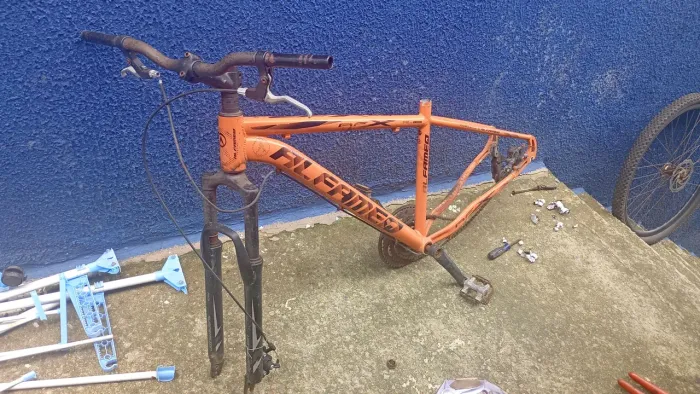 Vendo ou troco por motorizada com defeito