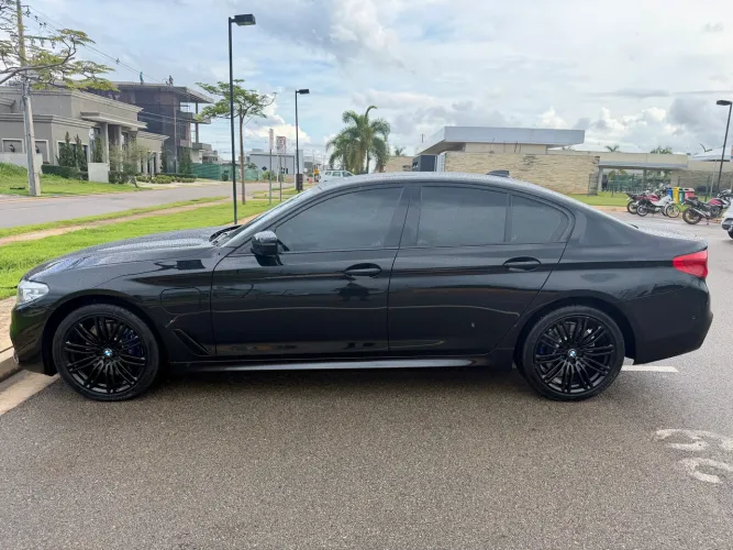 BMW 530E M Sport 2.0 Turbo Híbrido Aut. 2020