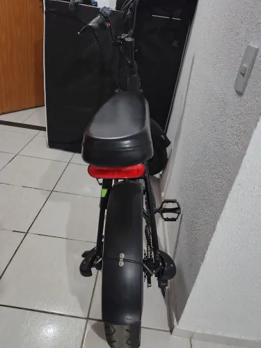 Bike eletrica Lev Top CRUIZER preta - novíssima