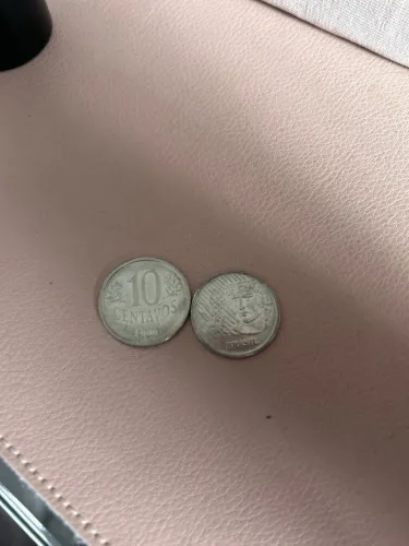 Moeda de 10 centavos de 1996 e de 5 centavos de 1994