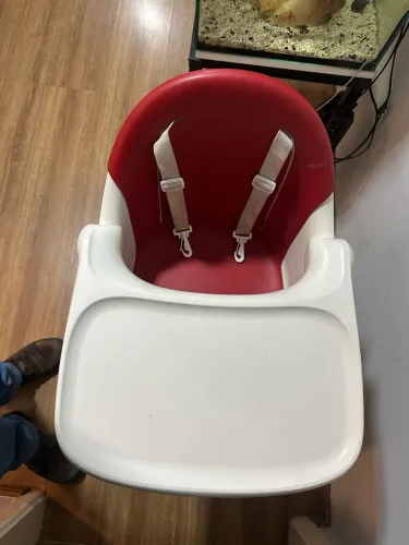 Cadeirinha de Alimentação Safety 1st Jelly em ótimo estado de conservação!