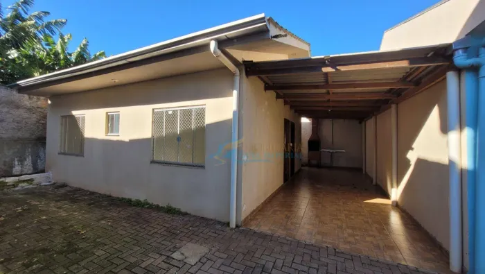 Casa com 2 dormitórios para alugar, 75 m² por R$ 1.800/mês - Coqueiral - Cascavel/PR