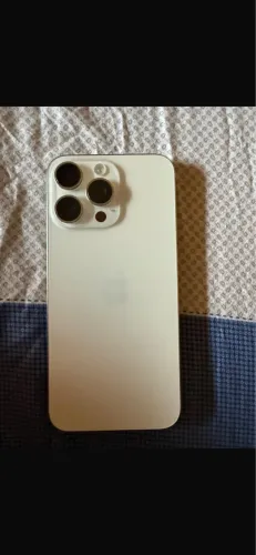 iPhone 15 pro max Branco
