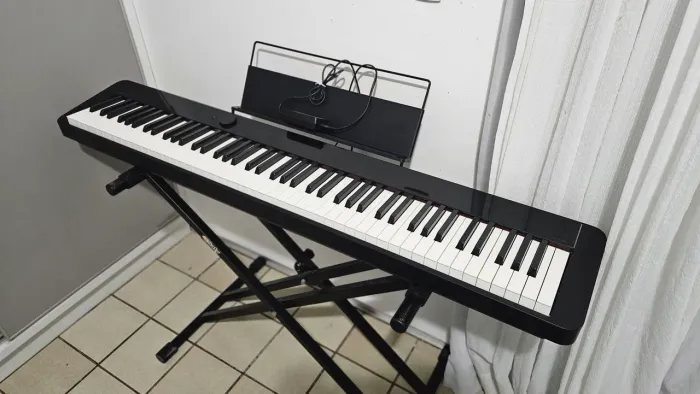 Piano Digital Casio Privia PX-S1000