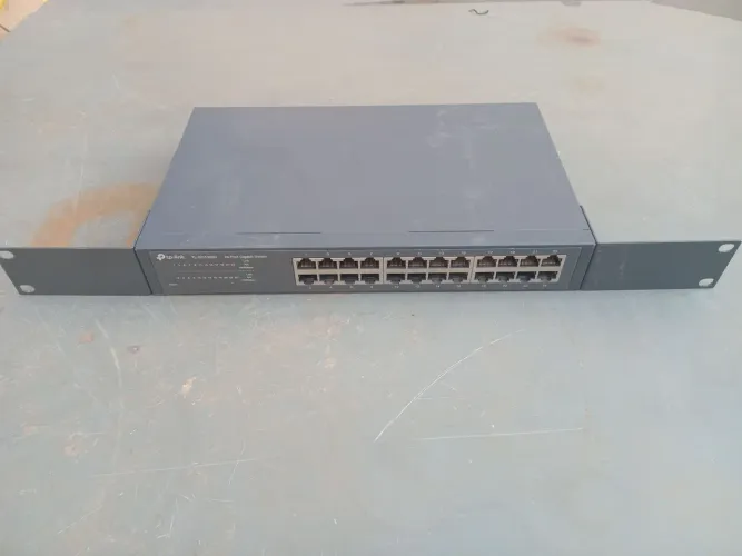 SWITCH TPLINK