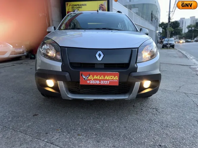 Renault Sandero Stepway Flex 1.6 16V 5P 2012
