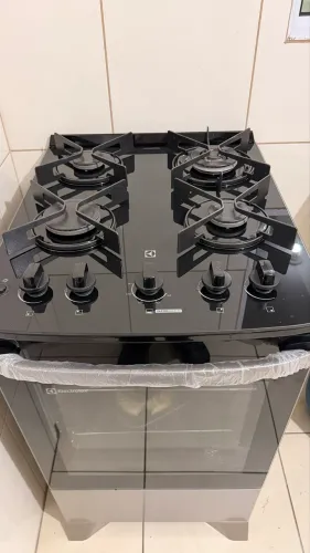 Fogão Electrolux novo