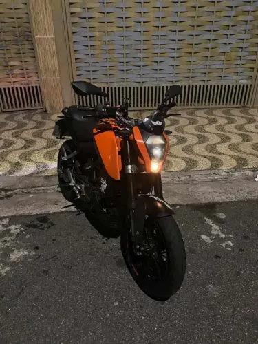 KTM Duke 200?