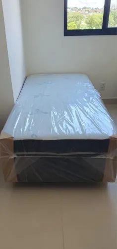 Cama box solteiro completo pronto pra uso novas 