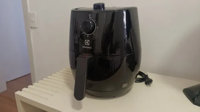 Air Fryer Electrolux (Estado de Nova) EAF10 3,2L preta