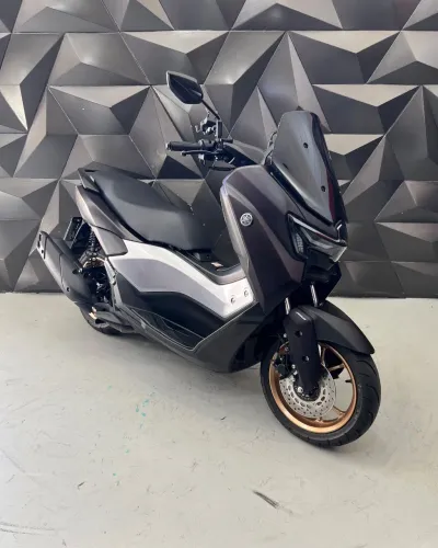 NMAX Connected 160 ABS