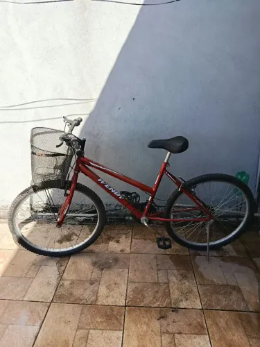 Bicicleta Wendy aro 26 feminina cor vermelha