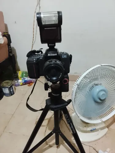 Vendo está câmera da Nikon f-601 aceito proposta