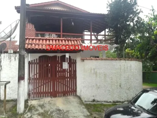 Casa para venda em Praia Da Lagoinha de 340.00m² com 8 Quartos, 4 Suites e 8 Garagens
