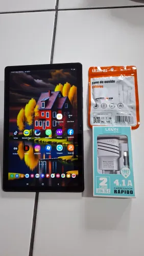 Samsung Tab A7 Tablet De 64Gbs e 10.4 polegadas Pega chip faz ligacao