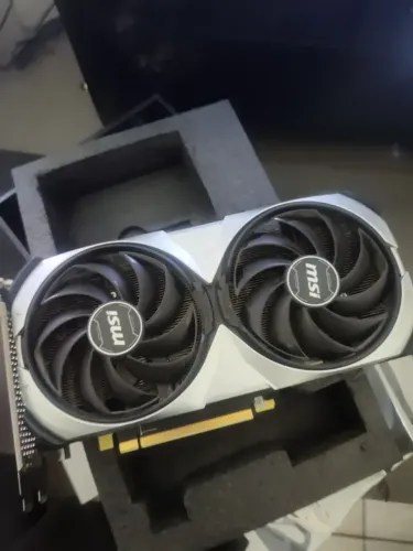 Rtx 4070 msi ventus 12 gb