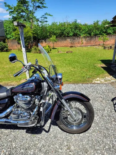 Honda shadow 750, ano 2010, impecável.