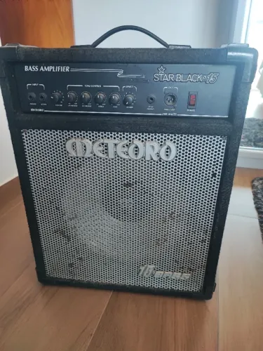 Amplificador para Baixo Meteoro Star Black 15 - 240W