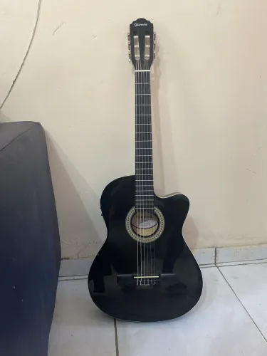 Violão Giannini