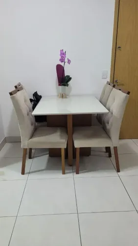 MESA 4 LUGARES