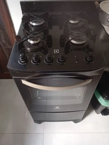 Fogão 4 bocas tampo de vidro Electrolux
