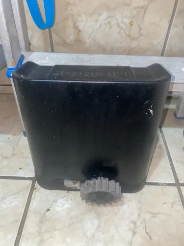 Motor elétrico de portão intelbras vai de brinde 2 controles e uma grade de proteção