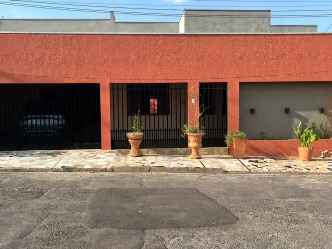 Imóvel para aluguel tem 170 metros quadrados com 5 quartos em Morada do Ouro - Cuiabá - MT