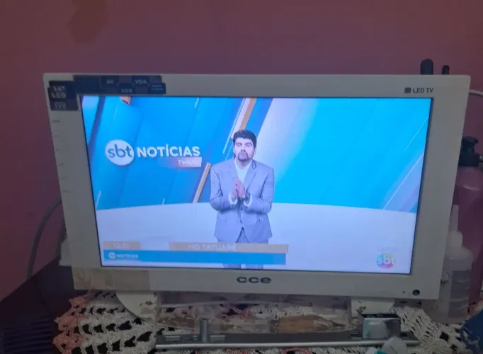 Tv digital 14 pol.ideal para quarto