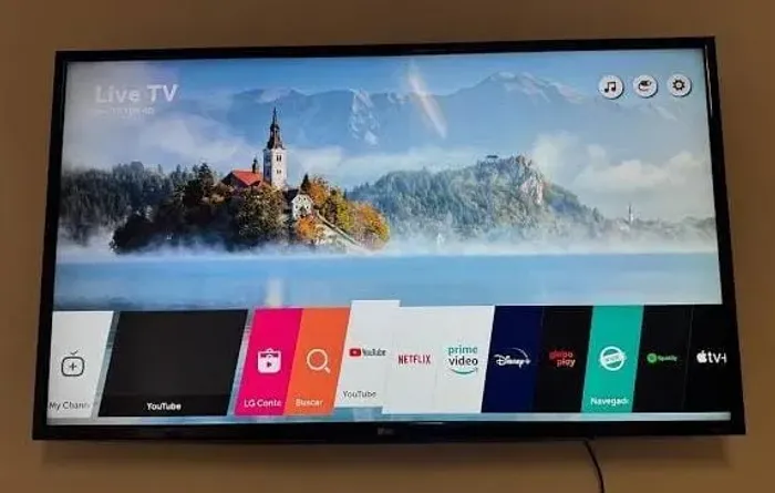 Vende se uma TV 43 polegadas LG