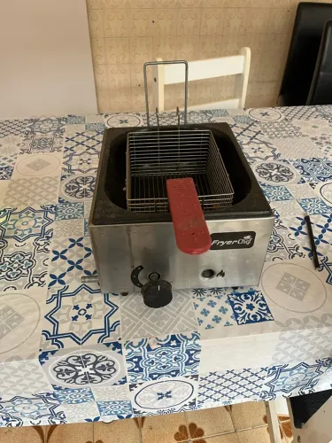 Fritadeira a Gás Profissional 5 Litros 1 Cuba Baixa