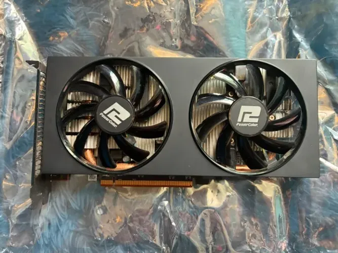 Placa de video RX 5500XT Powercolor LEIA