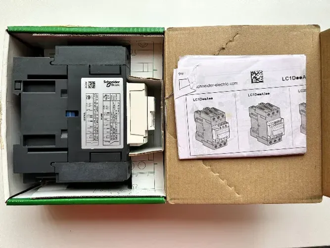 Kit 2 Contatores LC1D40AF7 3P 40A 1NA+1NF BOBINA 110VCA 50/60Hz Schneider/Telemecanique