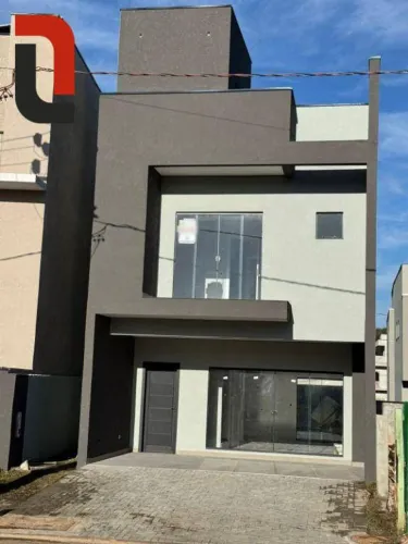Sobrado com 3 quartos à venda, 136 m² por R$ 900.000 - Santa Cândida - Curitiba/PR
