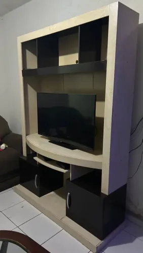 Estante de sala