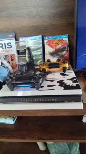 Ps4 pro edição limitada