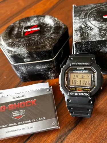 CASIO G-SHOCK DW-5600E - COMPLETO COM CAIXA E MANUAL