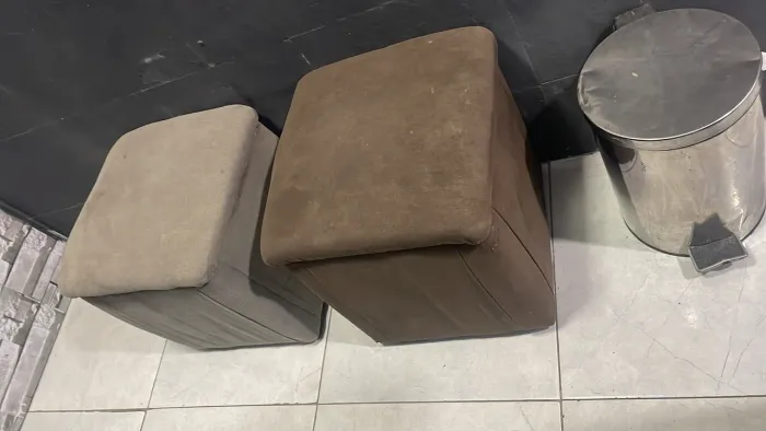 Puffs em boa condições para uso 