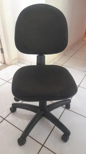 Cadeira de rodinhas
